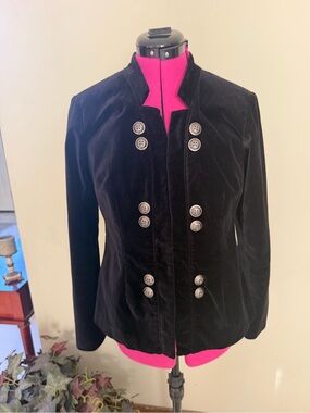 NWOT Du Jour velvet blazer with front button detail size 4 black